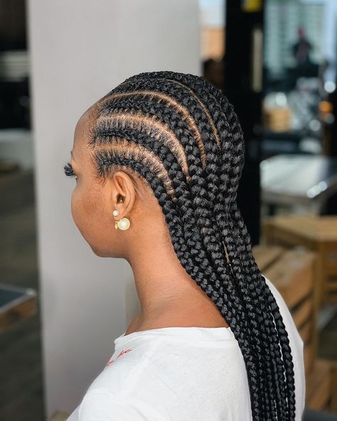 Our signature stitch cornrows is the truth! Neatly braided by the best hands 👌🏽😍 #MyExtensionz Big Cornrows Hairstyles, All Back Hairstyle, Protective Styles For Natural Hair Short, Big Cornrows, Cornrows Braids For Black Women, Feed In Braids Hairstyles, Braided Hairstyle, Braided Cornrow Hairstyles, Glamorous Hair