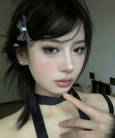 Dark Ulzzang Makeup, Wasian Makeup, Soft Dark Makeup, Inspo Makeup, Douyin Makeup, Doll Eye Makeup, Face Washing, Ulzzang Makeup, Mild Cleanser