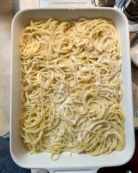 TikTok Spaghetti Recipe Review | Kitchn Viral Tiktok Spaghetti, Baked Spagetti, Garlic Parmesan Spaghetti, Tiktok Spaghetti, Italian Sausage Spaghetti, Spaghetti Alfredo, Spagetti Recipe, Parmesan Spaghetti, Baked Spaghetti Recipe