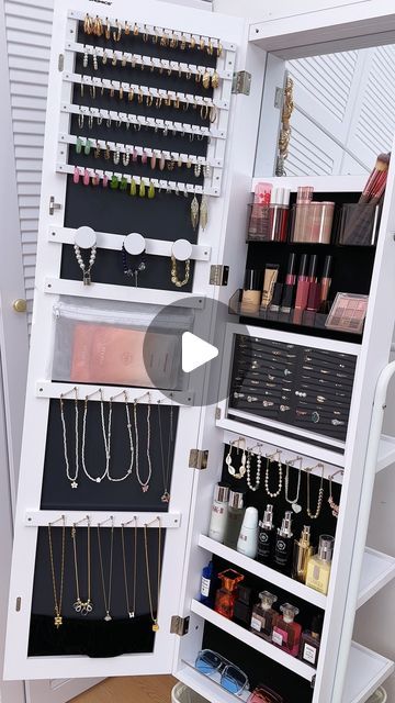 Jewelry Storage Cabinet, Locker Designs, Jewelry Cabinet, Clay Flowers, Chic Jewelry, Touch Of Class, Jewelry Organization, Nook, Cupboard