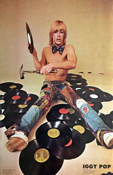 Iggy Pop / Stooges – Licensed 1978 Creem Magazine Photo Session Poster Iggy And The Stooges, Joe Strummer, Marc Bolan, Dangerous Minds, The Stooges, Serge Gainsbourg, Iggy Pop, Musica Rock, Rock N’roll