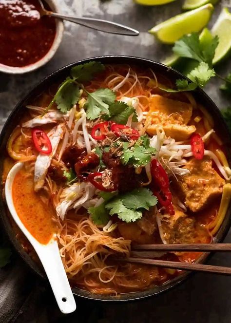 This Laksa recipe is just like the laksa you get from real Malaysian laksa joints. You can't just dump laksa paste from a jar into coconut milk! Chicken Laksa Recipe, Laksa Curry, Malaysian Laksa, Laksa Sarawak, Thai Basil Recipes, Chicken Laksa, Laksa Recipe, Laksa Soup, Ramen Pho