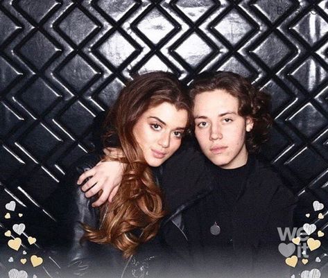 Ethan Cutkosky And Girlfriend, Ethan Cutkosky Girlfriend, Fred Claus, Shameless Dr, Ethan Cutkosky, Carl Gallagher, Relationship Timeline, Husband Material, Stranger Things Steve