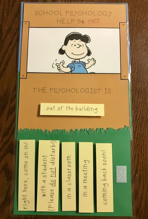 School psychologist's office door sign! Peanuts. Lucy. Psychiatric help. The doctor is in. Sel Office Decor, Where Is The Counselor Sign, Where Is The School Psychologist, Cute Office Door Signs, Where Is The School Counselor Sign, Where Is The Counselor Door Sign, Where Am I Office Door Sign, School Psychologist Gift Ideas, School Psychology Office Decor