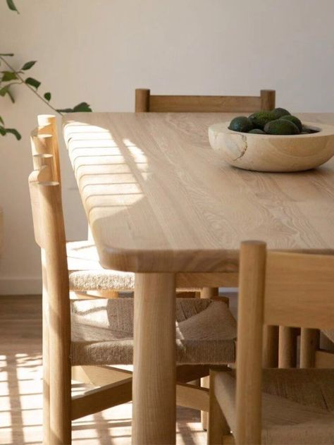 9 Wooden Dining Tables Made With Sustainable Materials - The Good Trade Raw Wood Dining Table, Light Oak Dining Table, Nature Office, Oak Wood Table, Scandinavian Dining Table, Ojai Valley, Record Room, Hall Design, Mirrored Nightstand