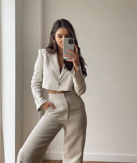 Sophie Moulds, Full Length Pants, Air Hostess, Zara Coat, Trendy Fits, Zara Jumpsuit, Digital Closet, Zara Outfit, Crop Blazer