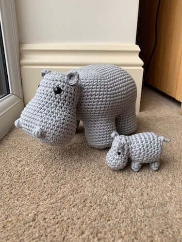 12 Crochet Hippo Patterns Crochet Hippopotamus, Crochet Hippo, Crochet Boho Top, Crochet Daisy, Adorable Crochet, Daisy Pattern, Crochet Top Pattern, Crochet Bunny, Fine Yarn