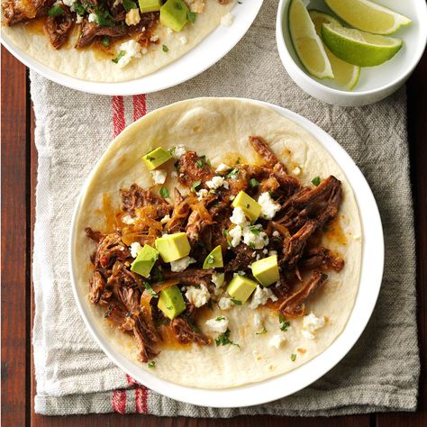 Slow-Cooker Chipotle Beef Carnitas Beef Carnitas Recipe, Beef Carnitas, Chipotle Beef, Chuck Roast Recipes, Mexican Side Dishes, Slow Cooker Recipes Beef, Carnitas Recipe, Beef Chuck Roast, Slow Cooked Beef