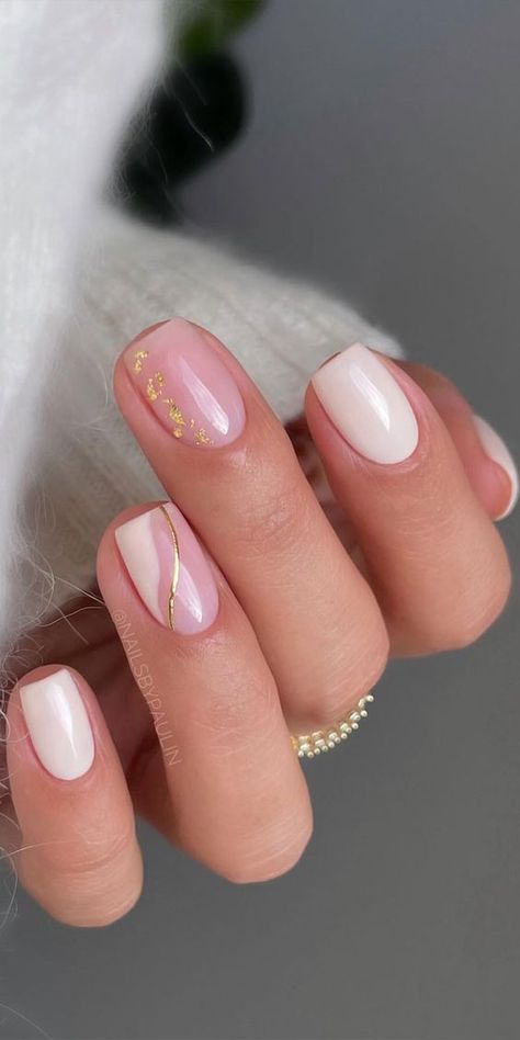 Pink And Gold Manicure, Wedding Guest Manicure, Subtle Gel Nails, Simple Small Nails, Hen Do Nails Ideas, French Tip Nails With Design Short, White And Gold French Nails, Gold Accent Nail Design, White And Gold Nails Short