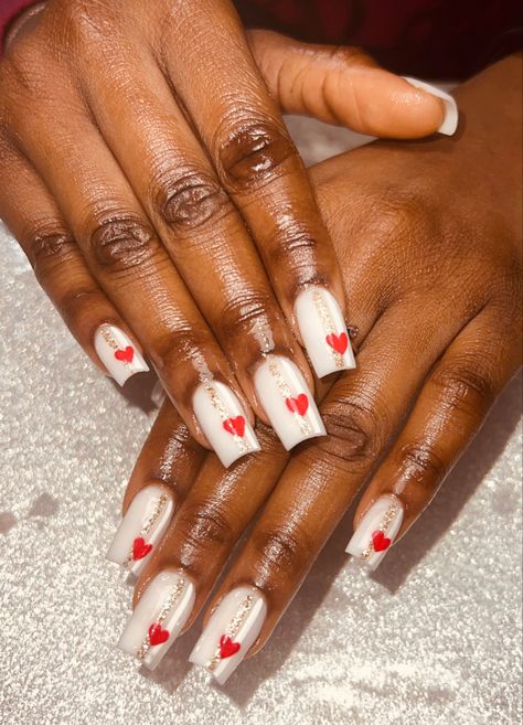 Valentine red and white nail inspo Winter Toe Nails, White Nail Inspo, Red And White Nails, Birthday Nail, White Nail Designs, Pink Nail Designs, White Nail, Birthday Nails, Prom Nails