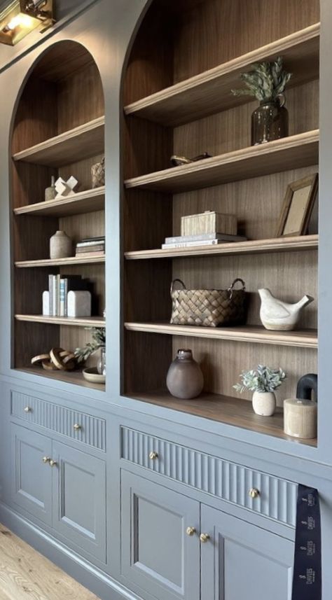 Moody Built In Bookcase, Mcgee Interiors, Sitting Room Bookcase, Built In Units Living Room, Built On Bookshelves, English Apartment Interior Design, Built In Inspiration, Living Room Built Ins With Arches, Closet And Library Combo