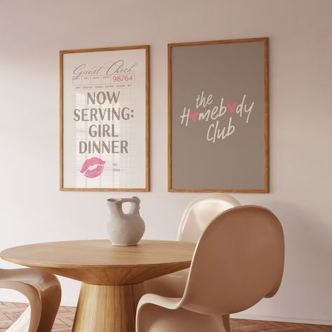 College Apartment Decor Inspiration, Girl House Decor, Pink Kitchen Wall Decor, College Apartment Bedroom Pink, Aesthetic Apartment Room, College Girl Apartment Living Room, Signs For College Apartment, Neon Signs College Apartment, Pink Living Room Ideas Apartments