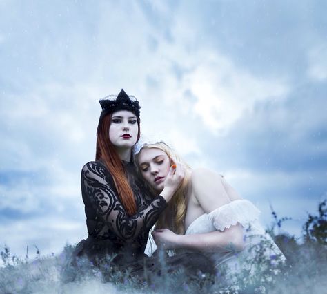 #good and evil #photoshoot #fantasy #fantasy photoshoot #dark #inspire #nature   NL photography  Instagram: photonl9 Facebook: Nanette Lopez Photography Good And Evil Photography, Good And Evil Photoshoot, Evil Queen Photoshoot, Evil Photoshoot, Dark Fantasy Photography, Bestie Shoot, Eve Photoshoot, Duo Photos, Magick Crafts