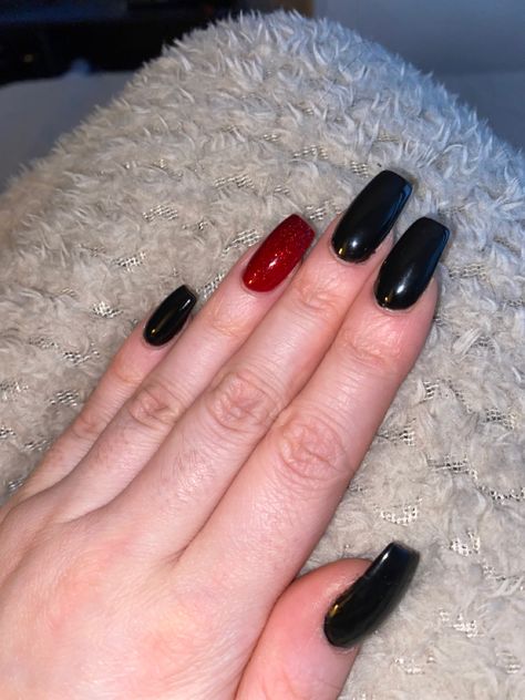 Black And Red Nails, Plain Acrylic Nails, Black Coffin Nails, Mail Ideas, Red Nail, Dark Nails, Dream Nails, Diy Nails, Coffin Nails