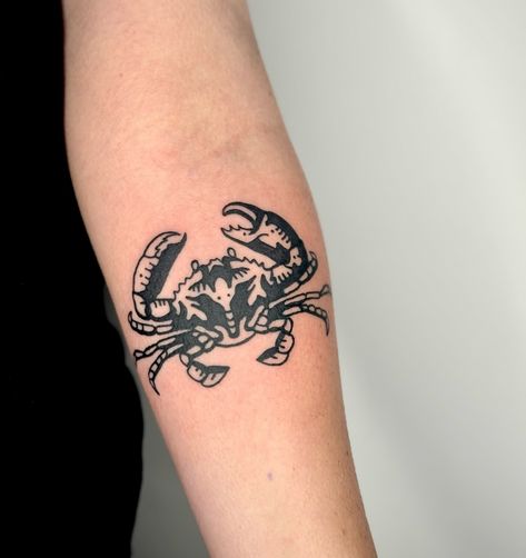 Crab tattoo by @bemtattoos 🦀 Want your own blackwork piece by Emily? Reach out to her directly: ✖️ @bemtattoos ✖️ @hammersmith_tattoo_london #tattoo #crabtattoo #blackworktattoo #hammersmithtattoo #londontattoo #hammersmith #tattoolondon #london Crab Neck Tattoo, Crab Tattoo Blackwork, Dungeness Crab Tattoo, Neo Traditional Crab Tattoo, Crab Tattoo Traditional, Crab Tattoo Men, Herring Tattoo, Crab Claw Tattoo, Traditional Crab Tattoo