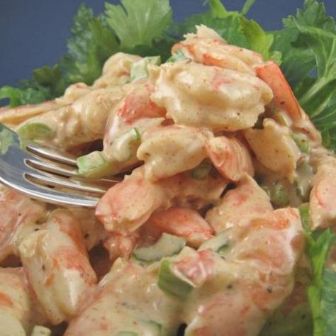 Being raised in Maryland my parents always used old bay seasoning on crabs & shrimp..........so why not in the shrimp salad. Shrimp Salad Recipe, Sea Food Salad Recipes, Shrimp Salad Recipes, Diner Recept, Cold Salad, Seafood Salad, Salad Recipes For Dinner, Shrimp Dishes, Shrimp Salad