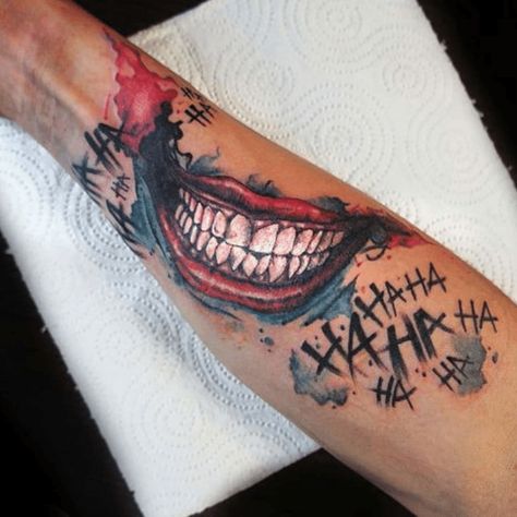 Best Harley Quinn Tattoo Ideas - The Current Trend of Making Harley Quinn Tattoo - PositiveFox.com Joker Smile Tattoo, Joker And Harley Tattoo, Harley Tattoos, Joker Tattoo Design, Harley Quinn Tattoo, Joker Smile, Smile Tattoo, Comic Tattoo, Clown Tattoo