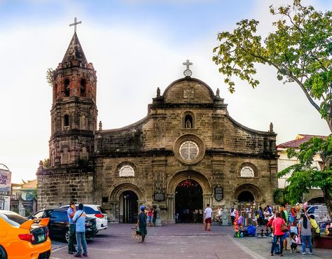 Barasoain Church Malolos Bulacan. Malolos Bulacan, Filipino Architecture, Mobile Photography, Barcelona Cathedral, Notre Dame, Barcelona, Exterior, Architecture, Building