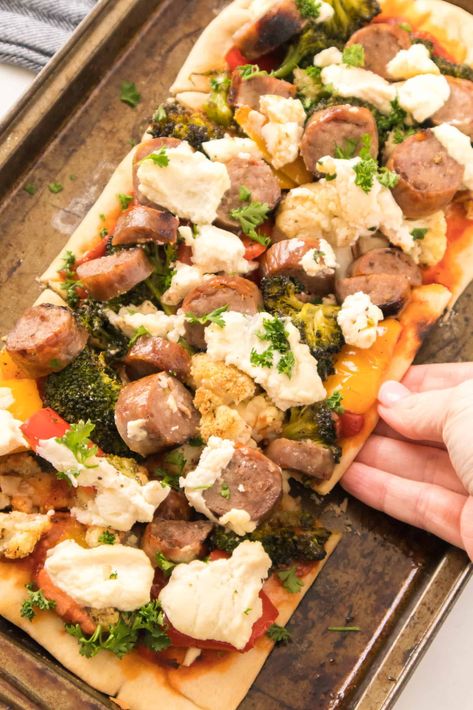 Flatbread Sausage Pizza - Making Frugal FUN Sausage Flatbread, Chicken Cordon Bleu Pasta, Chicken Flatbread Pizza, Bbq Chicken Flatbread, Sheet Pan Sausage, Chicken Flatbread, Sausage Pizza, Sausage Spaghetti, Frugal Recipes