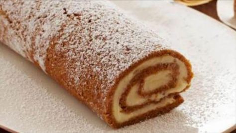 Pumpkin Roulade, Ginger Buttercream, Thanksgiving Desserts Pumpkin, Ina Garten Recipes, Cake Rolls, Pumpkin Roll, Warm Cake, Buttercream Recipe, Pumpkin Dessert