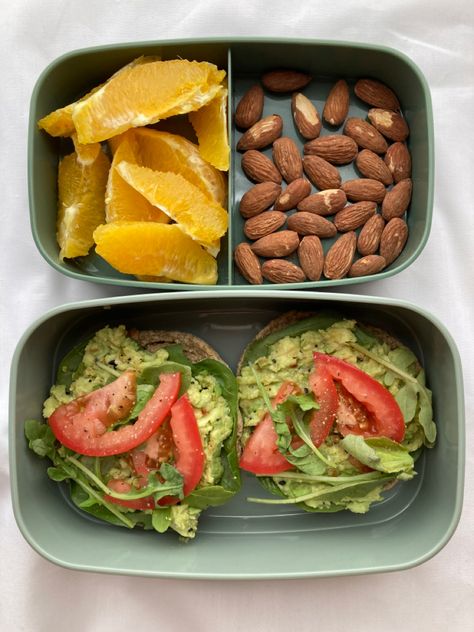 Diet Lunchbox Ideas, Bent Go Lunch Ideas, Healthy School Lunch Ideas Aesthetic, Aesthetic Lunch Boxes, Lunch Aesthetic School, Bento Box Lunch For Adults, Lunchbox Inspiration, Meal Prep Snacks, Healthy Lunch Snacks