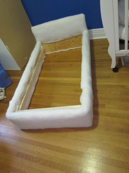 Diy upholstered toddler bed. -This post has my exact cut list for the twins' crib mattresses. Waldorf Bedroom, Baby Cribs For Twins, Making A Bed Frame, Diy Kids Bed, Bed Tutorial, Twin Cribs, Toddler Bed Girl, Diy Toddler Bed, Furniture Construction