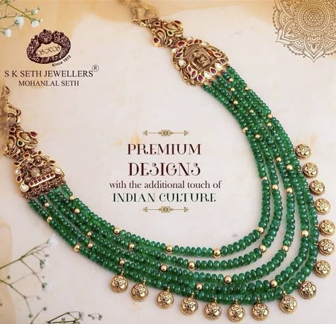 Emerald Beads Jewellery, Stone Jewellery Designs, Indian Wedding Jewelry Sets, Modern Gold Jewelry, Gold Bridal Jewellery, Pearl Jewelry Design, Gold Jewelry Simple Necklace, Beautiful Gold Necklaces, Jewelry Set Design