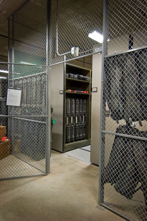 Security Room Design, Tactical Room Ideas, Tactical Gear Room, Apocalypse Bunker, Safe Aesthetic, Tactical Gear Storage, Security Room, House Security, Tactical Store