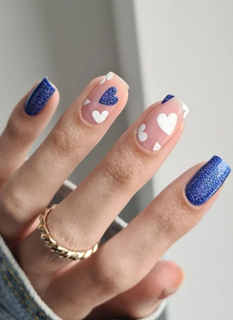 Unghie Nail Art, Valentine Nails, Nail Designs Valentines, Her Nails, Nails Polish, Nail Polish Designs, Dipped Nails, Heart Nails, Fabulous Nails