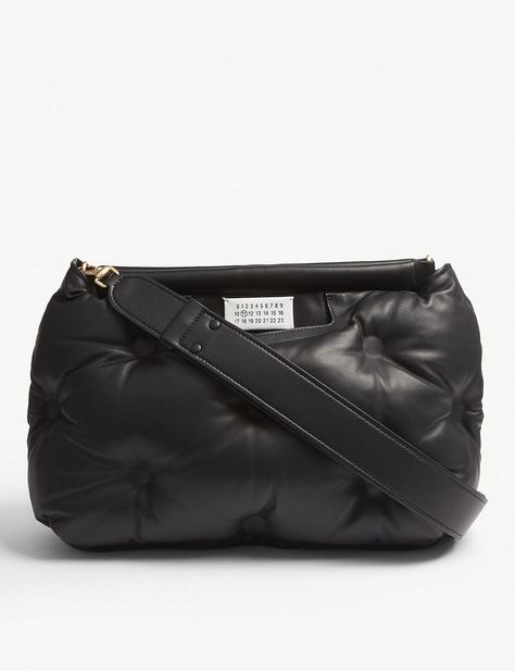 Pillow Medium Leather Shoulder Bag - Black - Maison Margiela Shoulder bags My Style Bags, Glam Slam, Leather Duffle Bag, Leather Duffle, Bags Aesthetic, Black Shoulder Bag, Quilted Leather, Leather Purses, Miu Miu