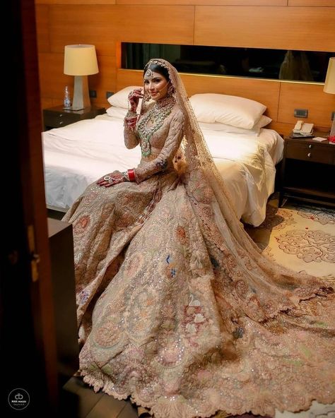 Punjabi Marriage, Indian Bride Poses, Heavy Lehenga, Beautiful Lehenga, Peacock Motif, Indian Wedding Gowns, Walima Dress, Latest Bridal Lehenga, Bride Dress Simple