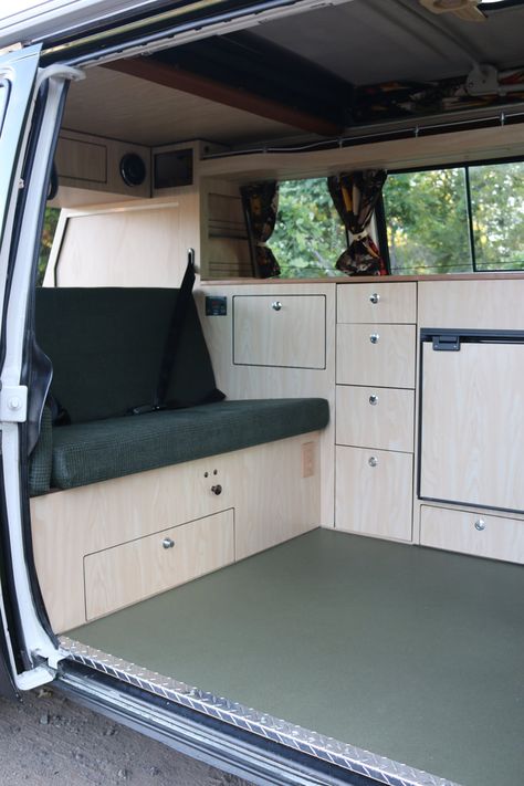 Westfalia Interior Ideas, Custom Headliner, T4 Camper Interior Ideas, Vw T3 Camper, Transit Connect Camper, Vw T3 Syncro, T4 Camper, T3 Vw, Kombi Motorhome