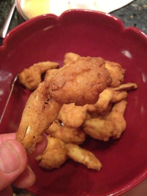 Frog Recipes, Alligator Recipes, Fried Alligator Recipe, Easy Rabbit Recipe, Frog Legs Recipe, Fried Frog Legs, Southern Cooking Recipes, Brown Food, Kentucky Girl