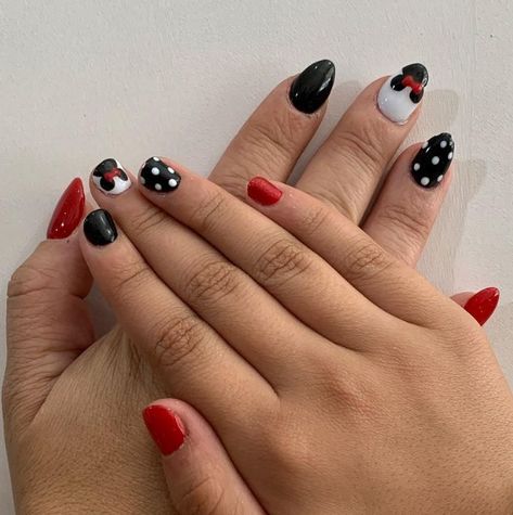 75 Cute Disney Nails (2024 Designs) Short Disney Acrylic Nails, Run Disney Nails, Disney Gel Nail Designs, Disney Nail Art Designs, Simple Disney Nail Designs, Disney Nail Designs Simple, Easy Disney Nails, Subtle Disney Nails, Classy Disney Nails