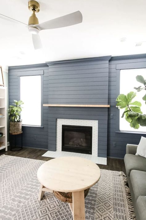 Is shiplap still trendy? Oh yes. With the multitude of ways you can add a "planked wall" look to your home (vertical, horizontal, painted, wall, ceiling!) there's certainly room for this trend to continue. Here's over 20 creative shiplap wall ideas for how to feature shiplap in your home. Living Room Shiplap Accent Wall, Living Room Shiplap, Shiplap Wall Ideas, Diy Shiplap Fireplace, Fireplace Accent Walls, Reclaimed Wood Mantel, Painting Shiplap, Installing Shiplap, Shiplap Wall Diy