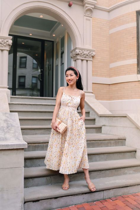 floral summer dress // outdoor wedding guest outfit Outdoor Wedding Guest Dresses, Summer Wedding Guest Dresses, Spring Attire, Extra Petite, Summer Wedding Guest, Floral Summer Dress, Summer Wedding Guests, Guest Attire, Wedding Attire Guest