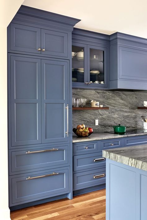 A Beauty in Blue - Case Purple And Blue Kitchen, Periwinkle Kitchen Cabinets, Lavendar Kitchen, Cornflower Blue Kitchen, Tiny Kitchen Inspiration, French Blue Kitchen, Blue Pantry, Countertop Cabinets, Stained Furniture