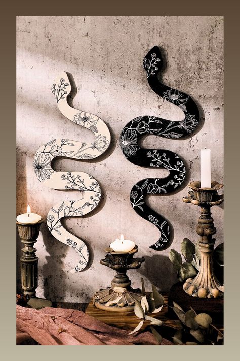 Western Gothic Aesthetic, Wooden Snake, Boho Sisustus, Gothic Interior Design, Art For Apartment, Gothic Interior, Western Gothic, Bureau Decor, Altar Decor