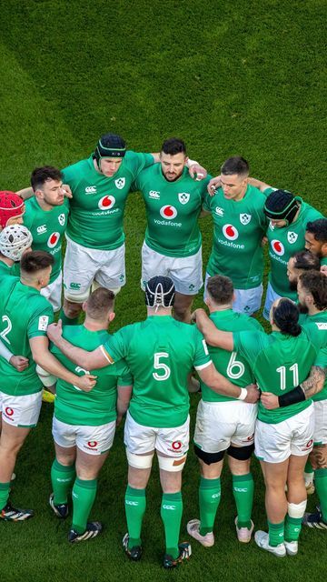 Irish Rugby on Instagram: "Still watching every bit of content from Saturday! 🥹 #TeamOfUs #GuinnessSixNations" Ireland Rugby Wallpaper, Johnny Sexton, Rees Zammit, Irish Rugby Team, Rugby Ireland, Rugby Photography, Rugby Scrum, Rugby Wallpaper, Dream Bf