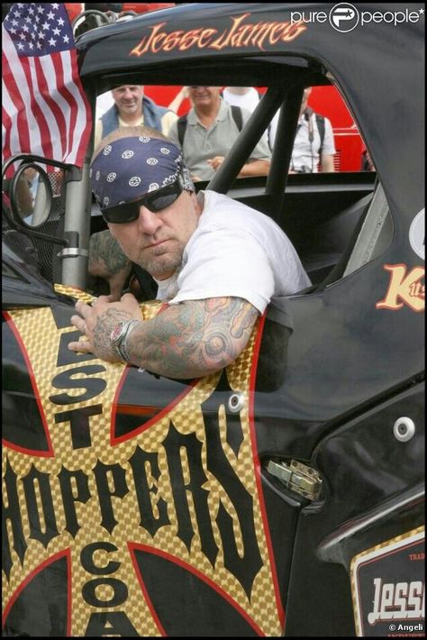 Jesse James Motorcycles, Famous Gangsters, West Coast Choppers Jesse James, Billy Lane, West Coast Chopper, Motorcycle Gang, Harley Davidson Art, West Coast Choppers, Biker Lifestyle