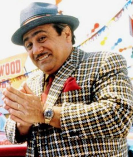 Danny Devito Matilda, Mr Wormwood, Matilda Film, Used Car Salesman, Lost Property, Car Salesman, Straight Teeth, Buy Used Cars, Danny Devito