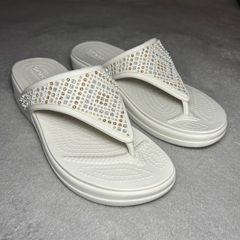 CROCS Womens Monterey Shimmer Wedge Flip Flops Sandals White NWOT Size 7 Wedge Flip Flops, Sandals White, Women's Crocs, Sandals Flip Flops, Crocs Shoes, Monterey, Y2k Style, Flip Flop Sandals, Wedge Sandals