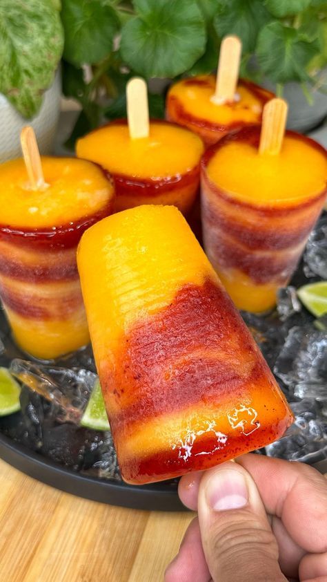 Tatan Arroyo | PALETAS DE MANGONADA #mango #mangonada #paletasdemango #chamoy #comidacasera #videoreceta #recetafacilyrapida #bogota #barranquilla #cali… | Instagram Ale Ale, Mexican Snacks, Mexico Food, April 6, Food Obsession, Korean Food, Food Cravings, I Love Food, Summer Recipes