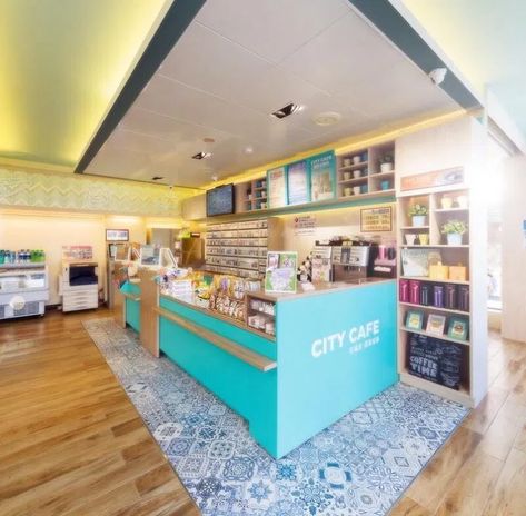 9 Prettiest 7-11 Outlets In Taiwan That'll Up Your Convenience Store Game Taiwan Image, Tainan City, Container Cafe, Taichung City, Retail Concepts, Pastel Decor, Sakura Tree, Tainan, Kaohsiung