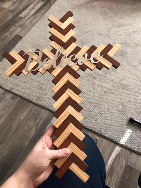 Wooden Crosses Diy, Wood Crosses Diy, Wooden Cross Crafts, Wooden Clothespin Crafts, Wood Block Crafts, Dollar Store Diy Projects, Christian Crafts, Cross Crafts, Diy Dollar Tree Decor