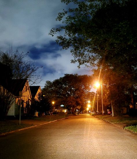 Night Time Neighborhood Aesthetic, Childhood Neighborhood Aesthetic, Suburbia Aesthetic Night, Front Porch At Night Aesthetic, Suburbs At Night, Neighborhood Night Aesthetic, Neighborhood Aesthetic Night, Poor Neighborhood Aesthetic, House At Night Aesthetic