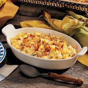 Corn and Bacon Casserole Bacon Casserole Recipes, Bacon Casserole, Creamy Corn, Vegetable Dish, Corn Casserole, Corn Recipes, Recipe Board, Heart Healthy Recipes, Side Recipes