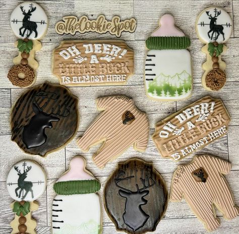 Oh Deer! Baby shower cookies. Hunting season is almost here in Minnesota. Which is a perfect theme for a baby shower for a new arrival. #cookiedecorating #cookieart #cookies #foodnetwork #cookier #hunting #babyshower #cookiesofinstagram Deer Themed Baby Shower Girl, Baby Shower Hunting Theme, Hunting Baby Shower Cake, Hunting Theme Baby Shower Ideas, Camo Baby Shower Ideas, Deer Baby Shower Boy, Hunting Baby Shower Theme, Baby Shower Camo, Hunting Baby