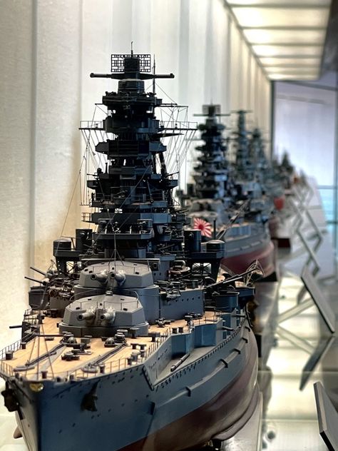 Ww2 Battleships, World Of Warships Yamato, Ww1 Battleships, Yamato Battleship, Yamato Class Battleship, Wwii Plane Art, Uss Texas, Us Battleships, Soviet Battleship