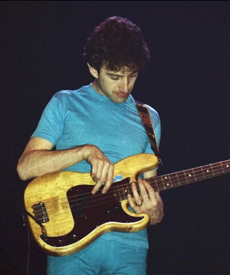 Princes Of The Universe, Queen Ii, Bass Guitar Lessons, Queen Photos, Roger Taylor, Queen Pictures, Queen Freddie Mercury, John Deacon, Brian May